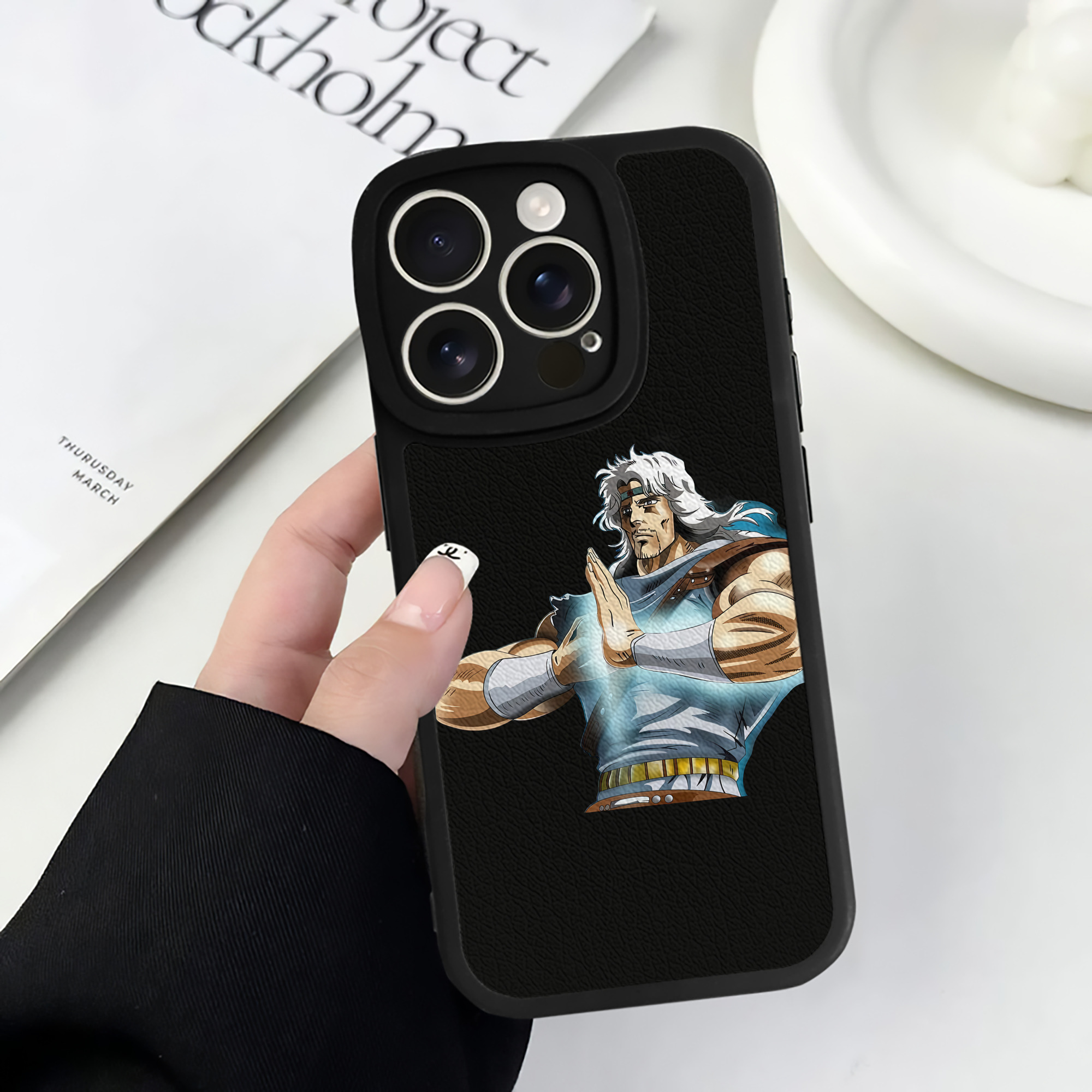 （画像用） 北斗の拳 Fist of the North Star 【iPhone 16シリーズ対応】シリコンスマホケース（レザー調） 材質：シリコン